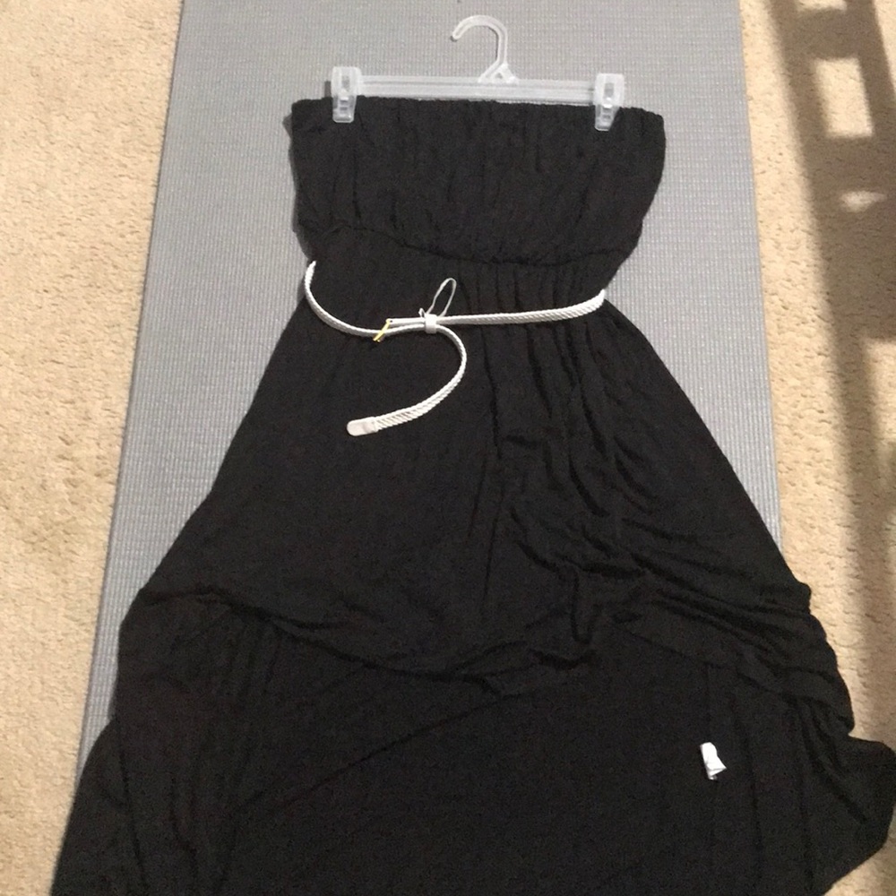 Sleeveless black dress